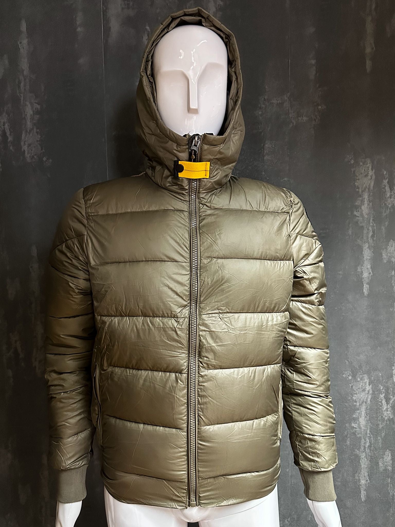 Fashion Steppjacke Storm mit Kapuze Neu