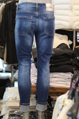 Icon2 Designer Jeans „Urban Cropped“ mit Logo-Umschlag