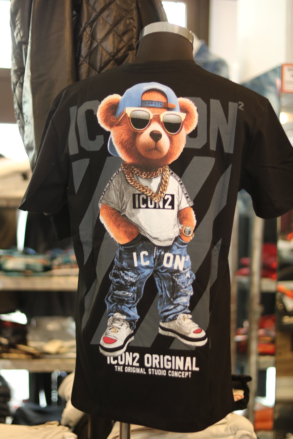 ICON2 Graphic T-Shirt – Stylisch und Auffällig
