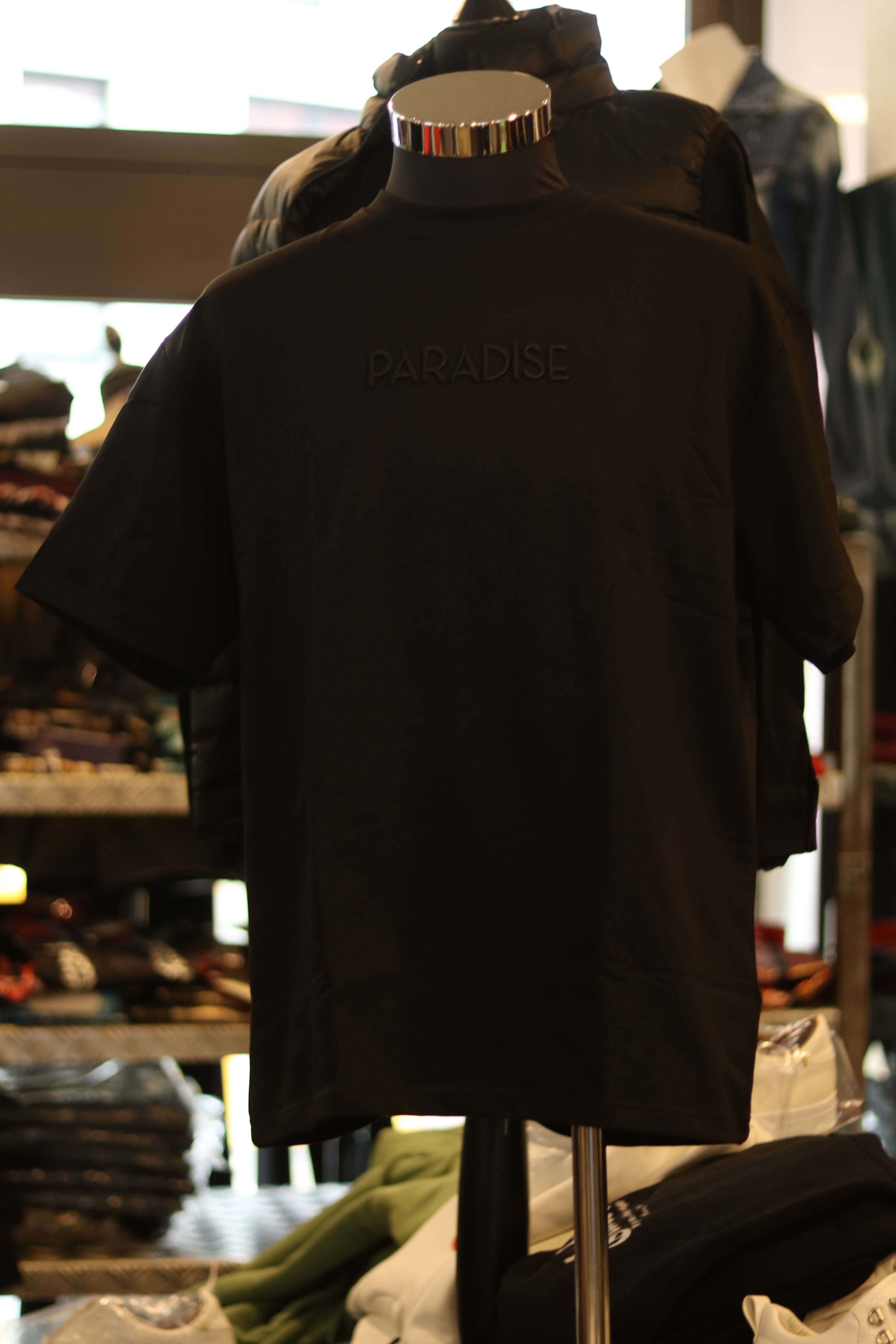 GANGS Paradise T-Shirt – Tropisch und Stilvoll