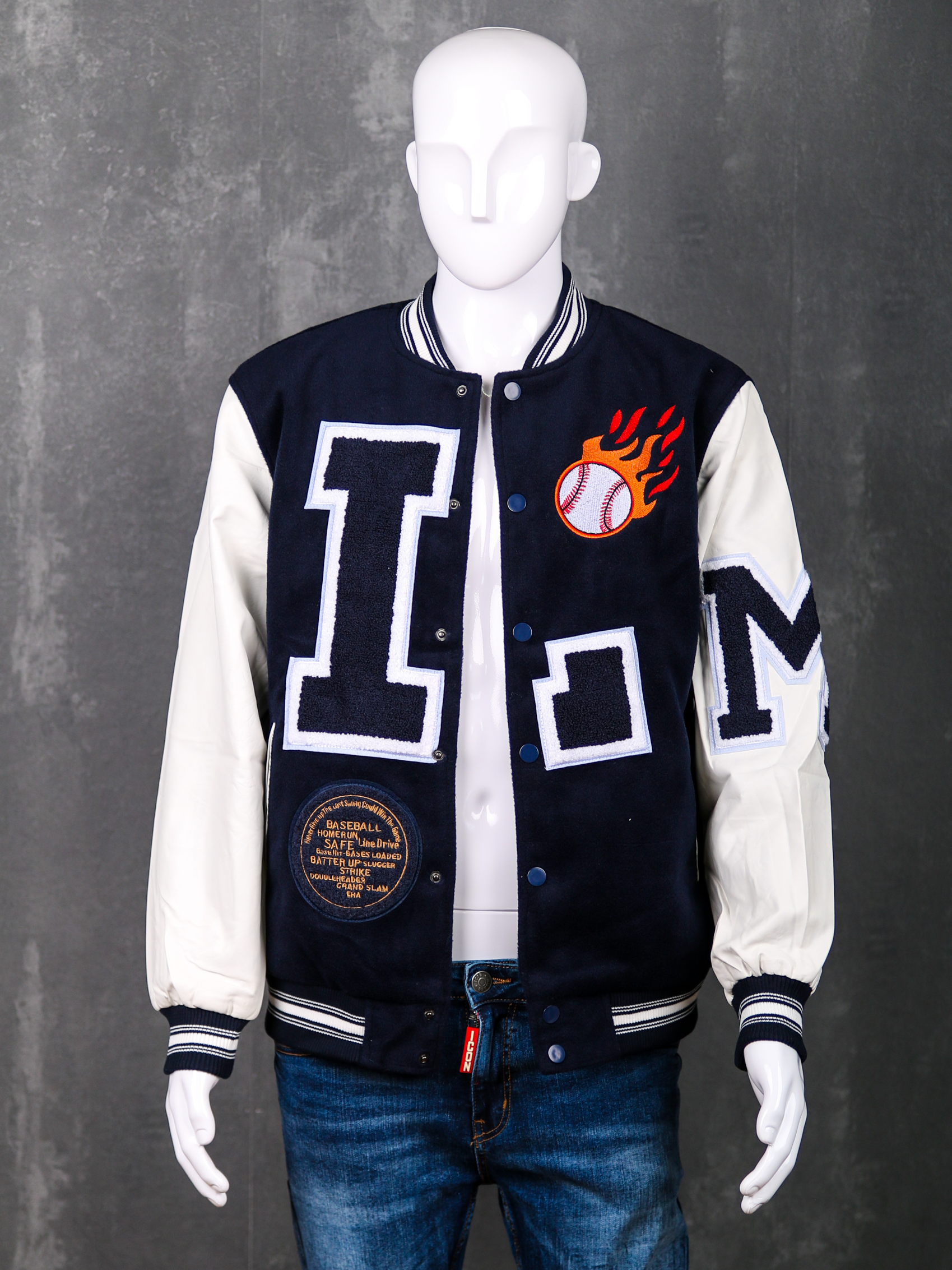Jacke Frilivin – Dreamin Varsity